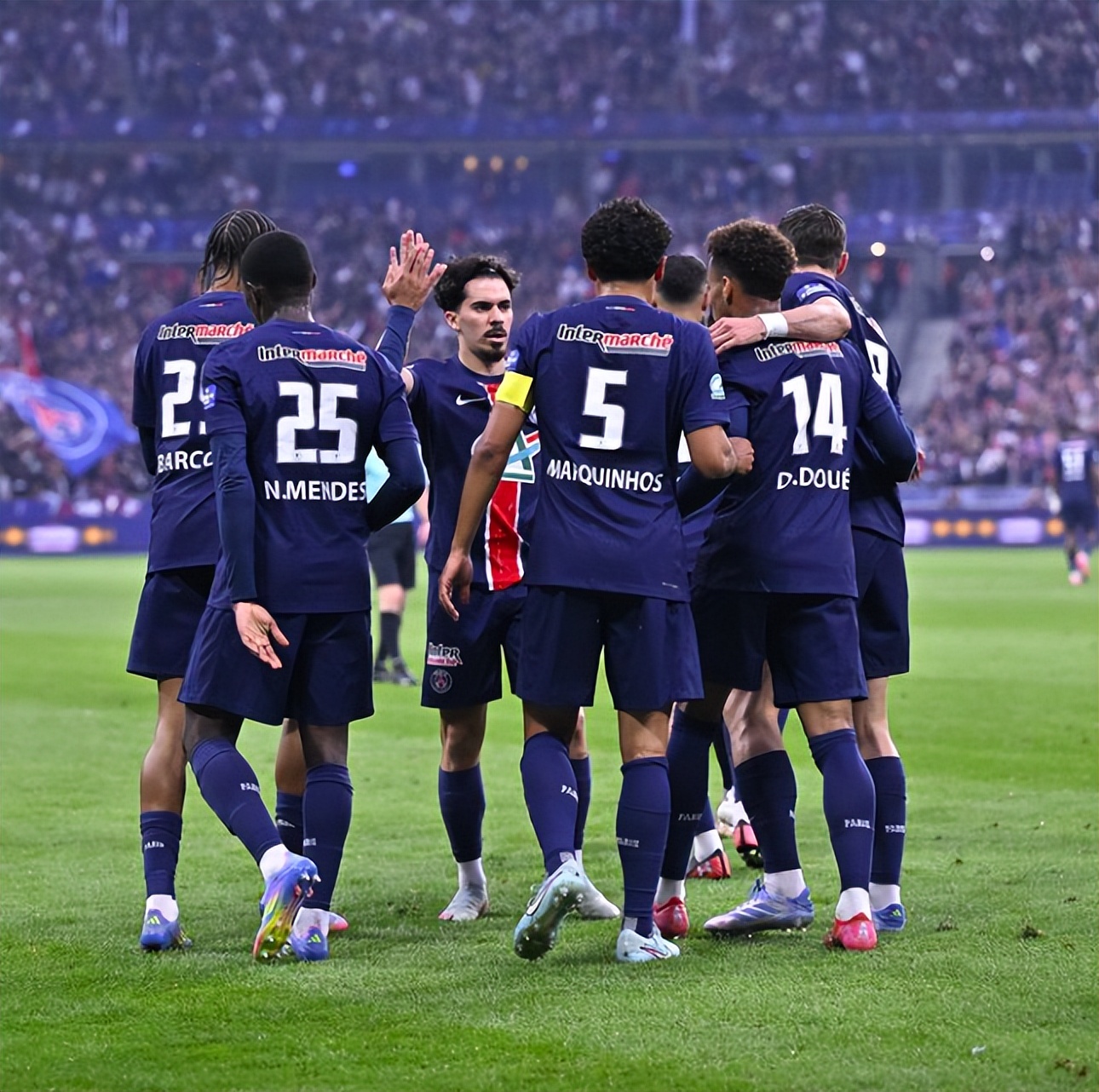 开云网页版登录入口-巴黎圣日耳曼带队取胜！，字母哥重要时刻比赛规则变更上演精彩一战的简单介绍-开云网页版登录入口