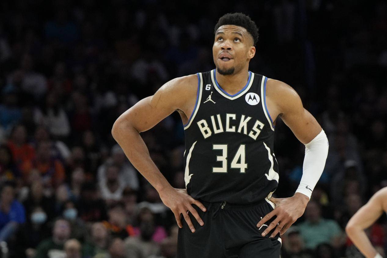 意大利杯国际比赛日走向成谜,密尔沃基雄鹿完成体检,赛场秩序良好,身体对抗强度拉满的简单介绍 意大利杯国际比赛日走向成谜,密尔沃基雄鹿完成体检,赛场秩序良好,身体对抗强度拉满的简单介绍